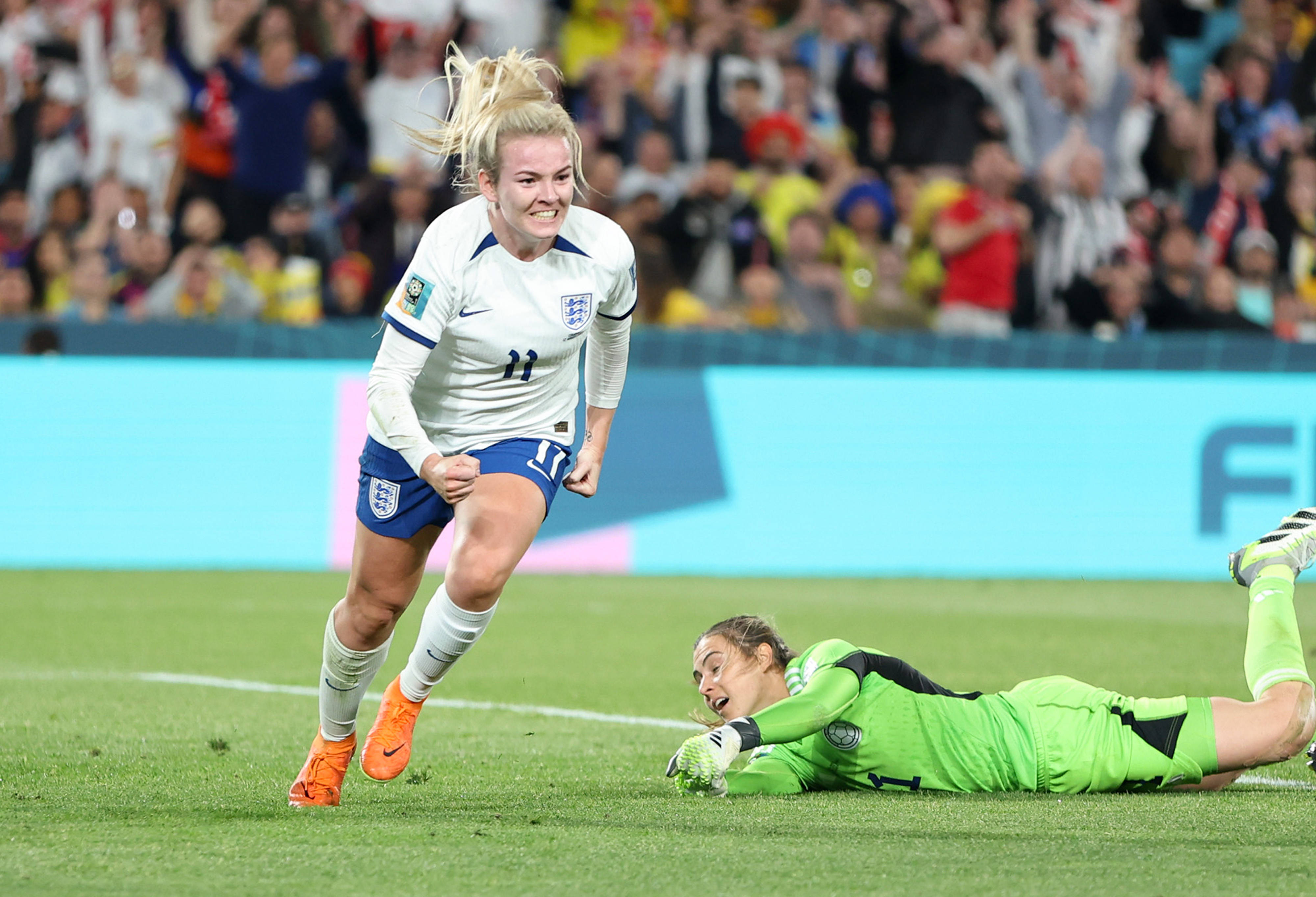 西班牙女足势不可挡，冲击世界冠军